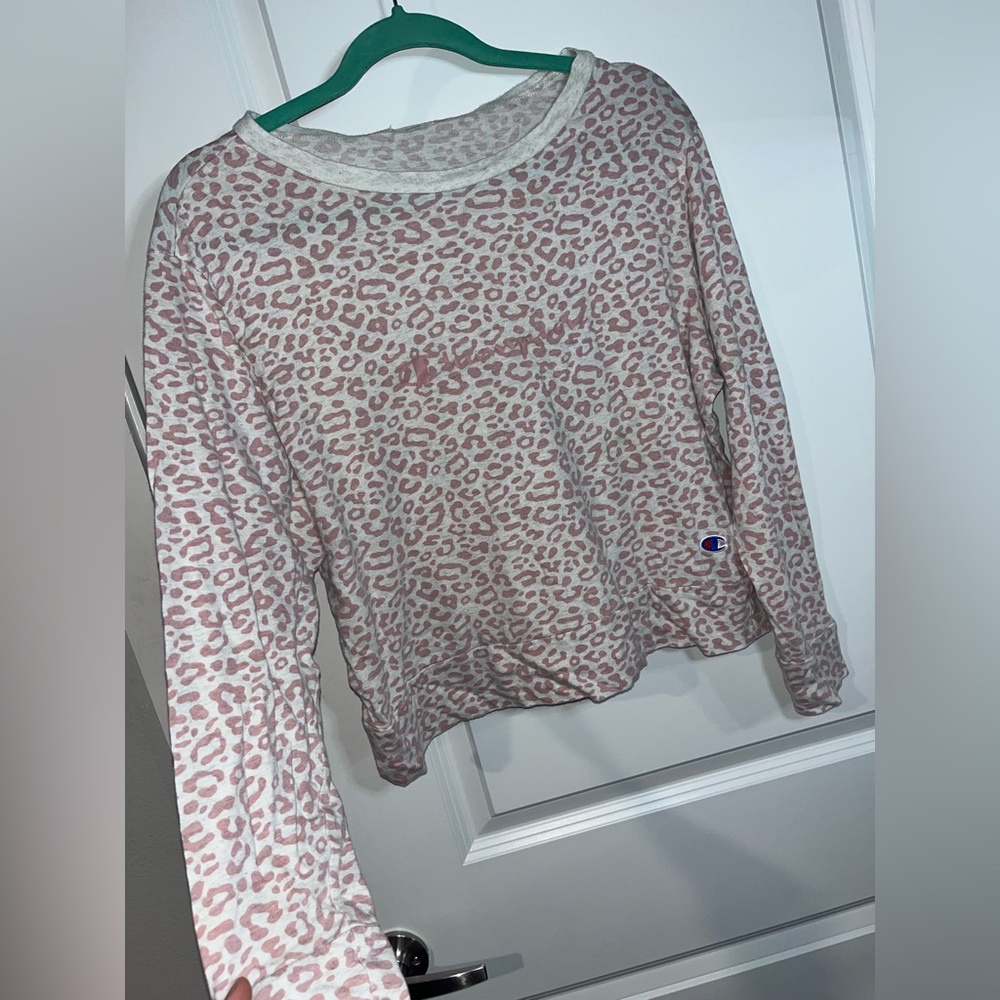 Champion Brand Women’s Long Sleeve Cheetah Print Tshirt Size Medium